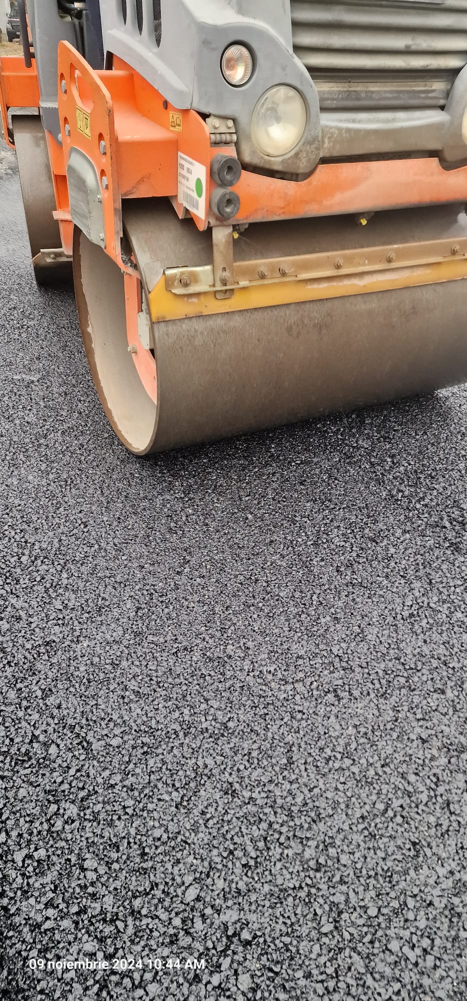Reparatii carosabil Sens giratoriu Calea Campulung